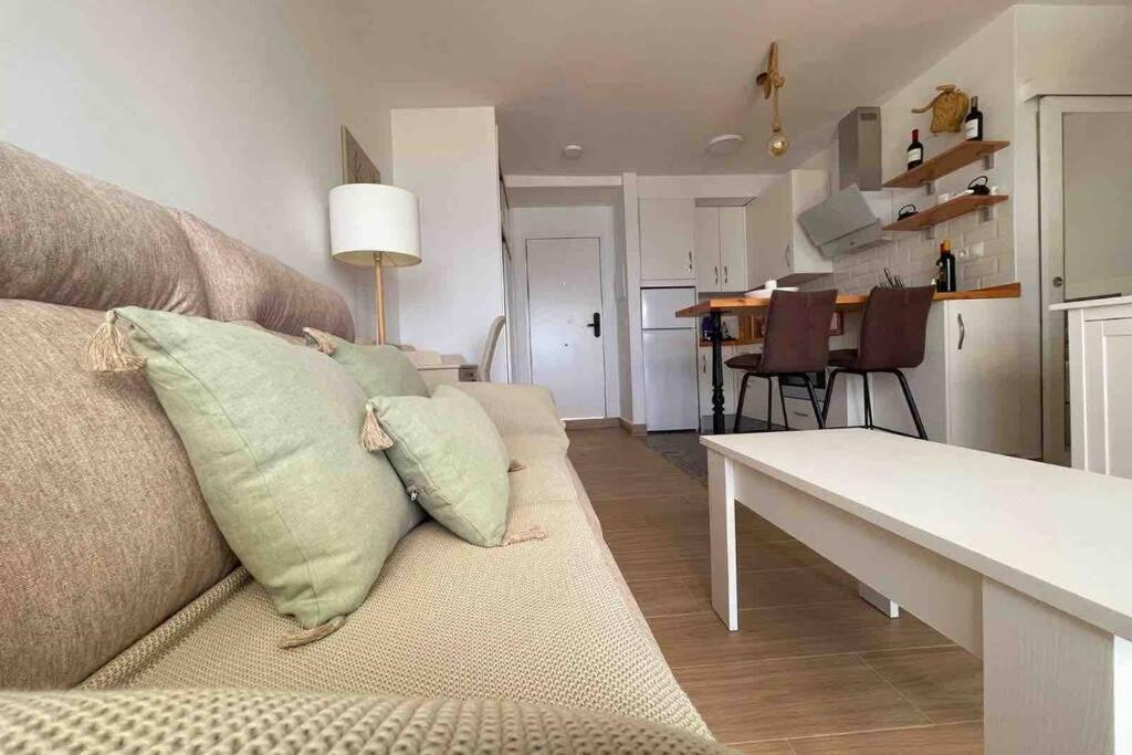 Vistas Al Mar,marbella Appartement *